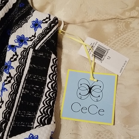 Dress - Picture 3 of 3